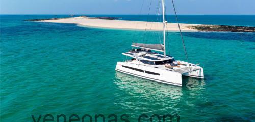 Tekniset tiedot ja arvostelut